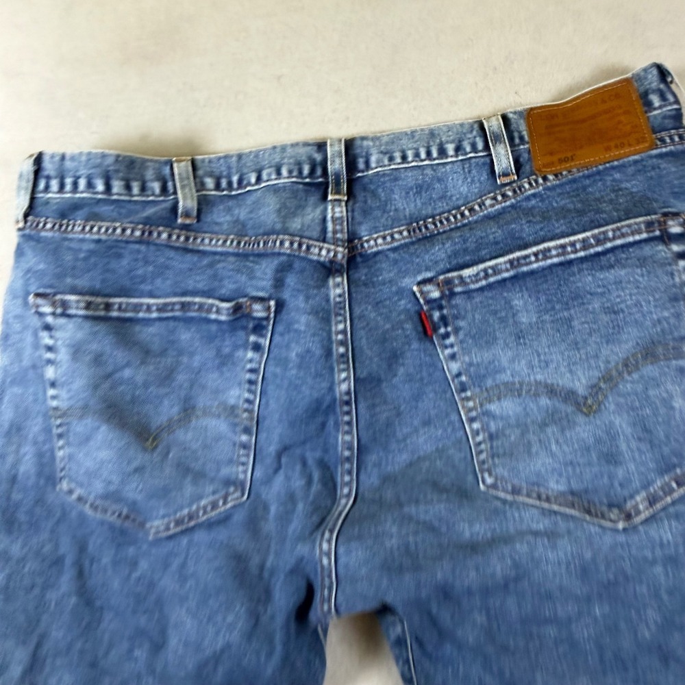 Levis 501 Original Fit Mens Medium Wash Blue Straight Leg‎ Denim Jeans 40x32